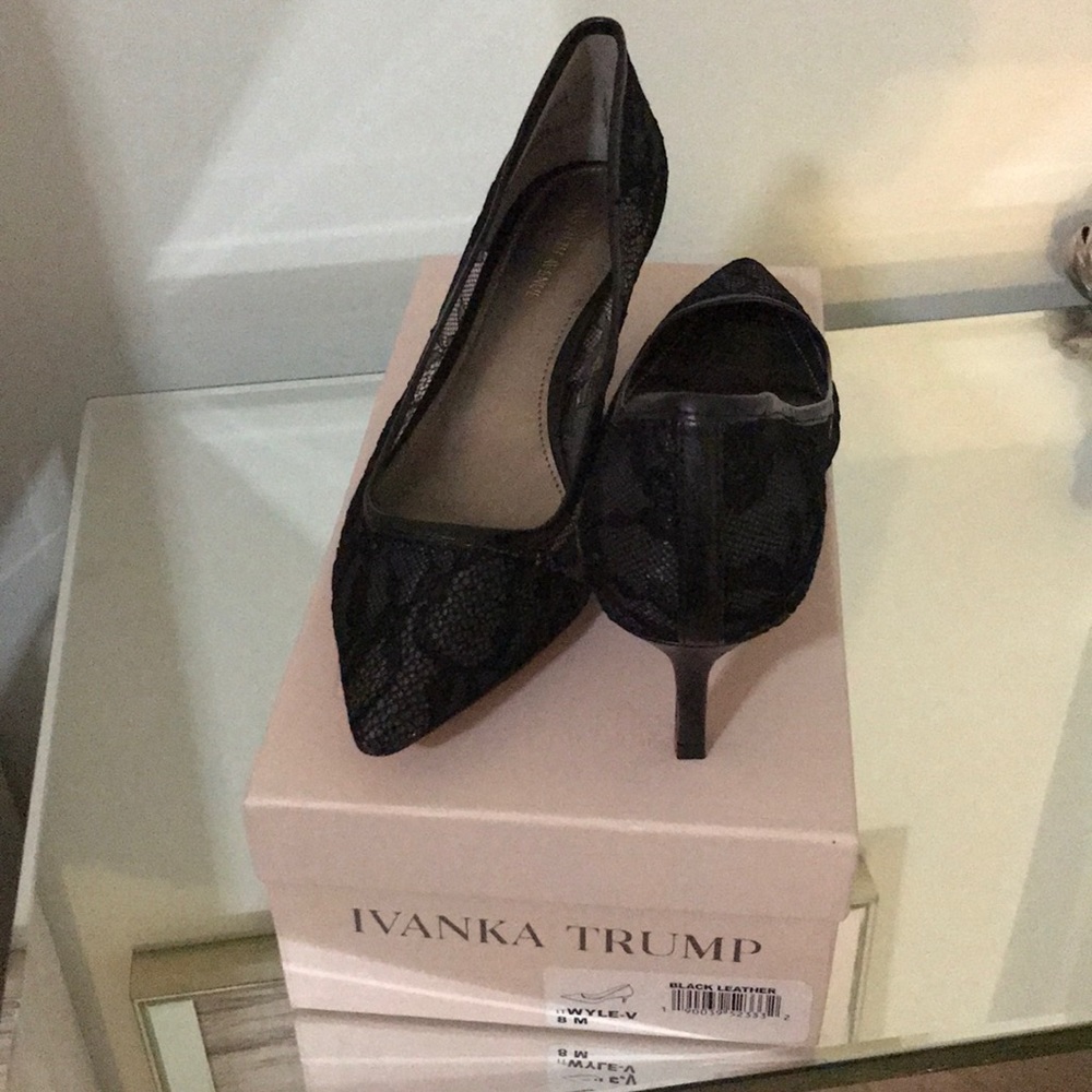 Ivanka Trumo lace black leather pumps